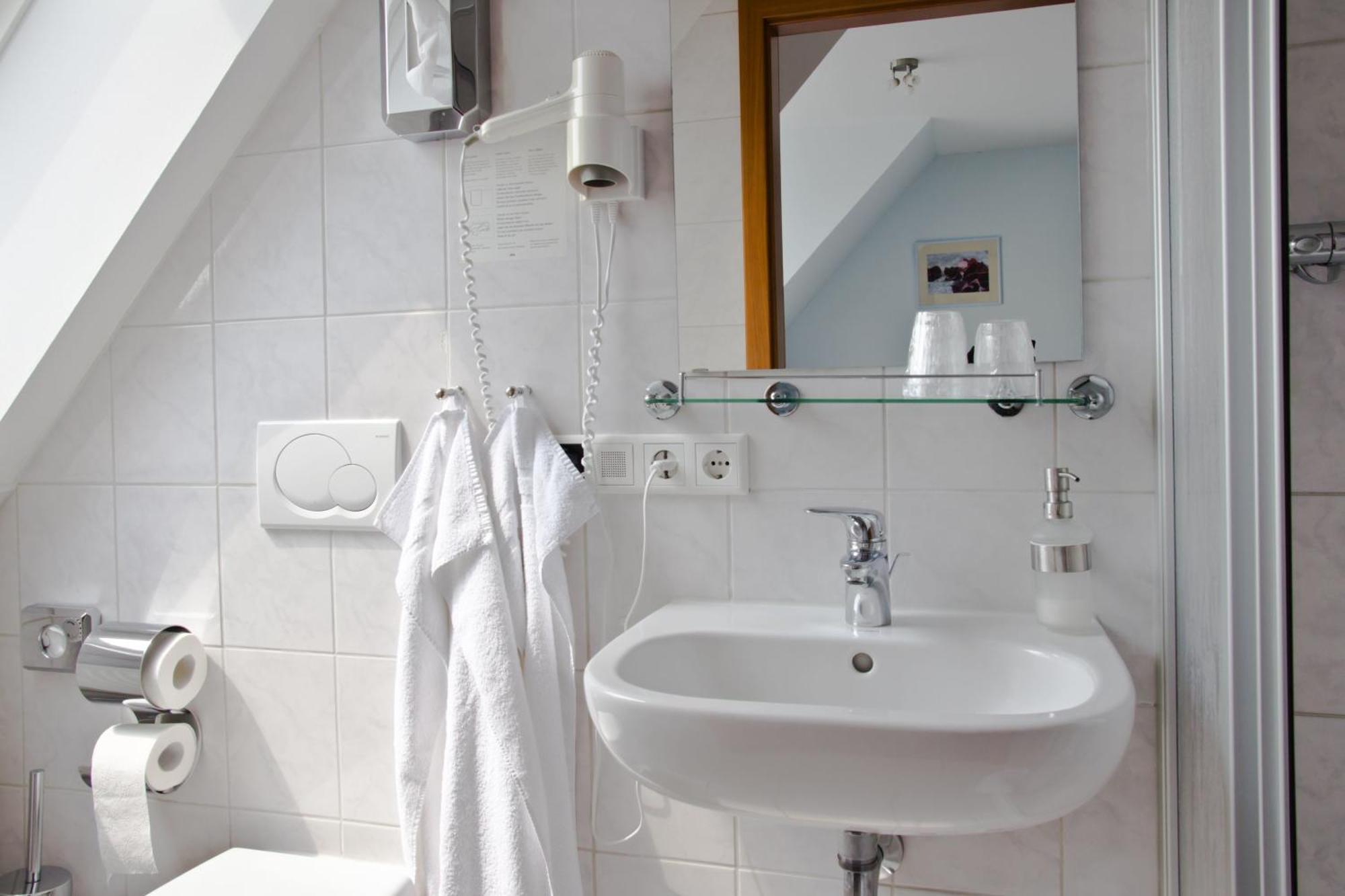 Gaestehaus Zur Kurve Zirndorf Oda fotoğraf